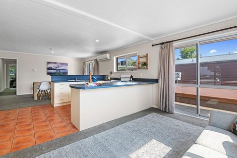 Photo of property in 9 Bata Place, Pomare, Rotorua, 3015