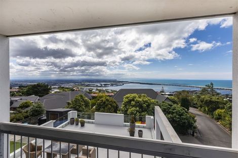 Photo of property in 8 Kaikoura View, Mount Pleasant, Christchurch, 8081