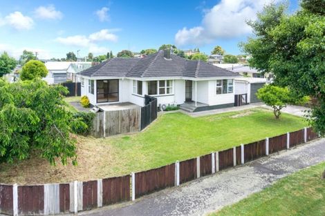 Photo of property in 5 Minifie Avenue, Melville, Hamilton, 3206
