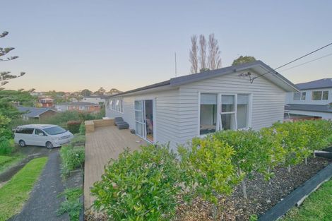 Photo of property in 20b Coronation Street, Belmont, Auckland, 0622