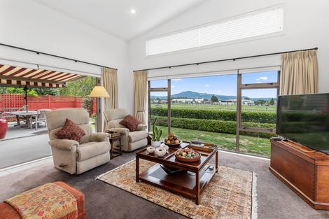 Photo of property in 10b Larcy Road, Lynmore, Rotorua, 3010