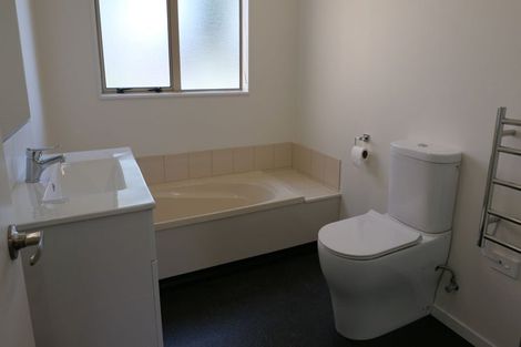 Photo of property in 3 Beachwater Grove, Paraparaumu Beach, Paraparaumu, 5032