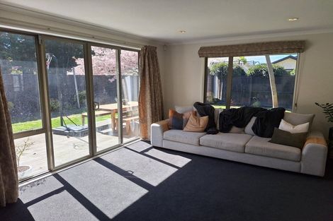 Photo of property in 12 Orewa Close, Parklands, Christchurch, 8083