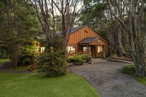 Photo of property in 586 Tapu Coroglen Road, Coromandel Forest Park, Thames, 3575