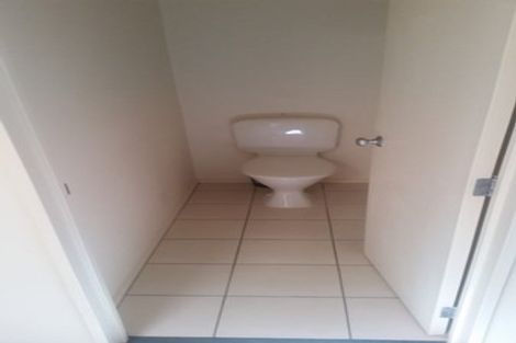 Photo of property in 12/3 Orwell Road, Greenhithe, Auckland, 0632