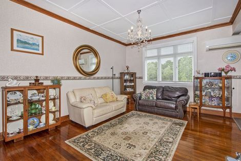 Photo of property in 37 Pahi Road, Paparoa, 0571