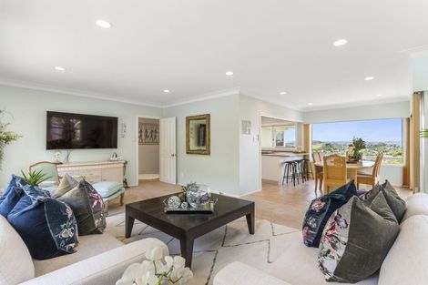 Photo of property in 10 Etherege Place, Howick, Auckland, 2014