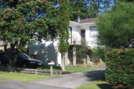 Photo of property in 55 Oaktree Avenue, Browns Bay, Auckland, 0630