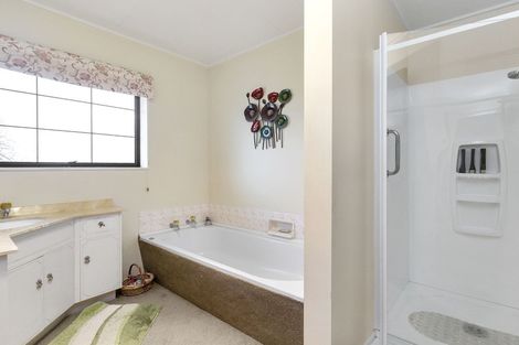 Photo of property in 255 Helensburgh Road, Helensburgh, Dunedin, 9010