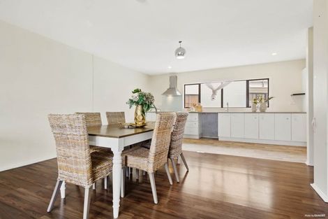 Photo of property in Krisley Court, 10/6 Ambrico Place, New Lynn, Auckland, 0600