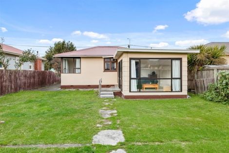 Photo of property in 91 Mackworth Street, Woolston, Christchurch, 8062
