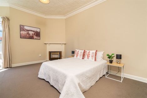 Photo of property in 69 Hargest Crescent, Saint Clair, Dunedin, 9012