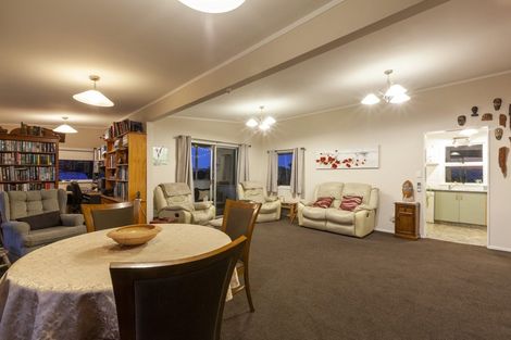 Photo of property in 13 The Crescent, Raumati South, Paraparaumu, 5032