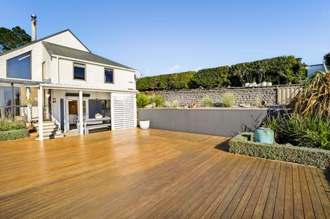Photo of property in 28 Pararewa Drive, Whalers Gate, New Plymouth, 4310