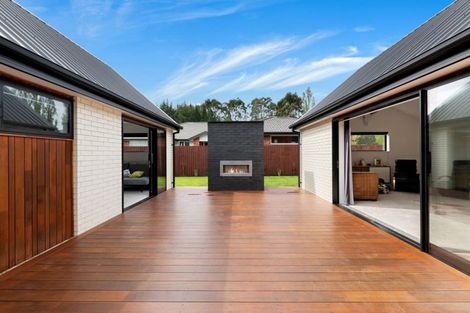 Photo of property in 19 Kohunga Crescent, Bottle Lake, Christchurch, 8083