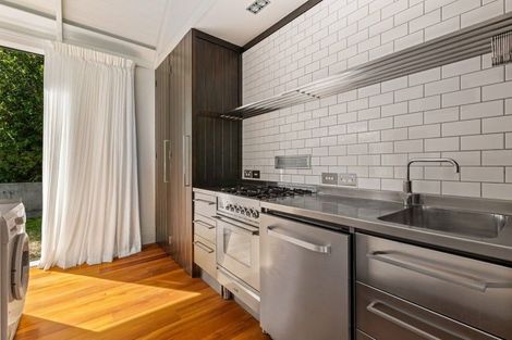 Photo of property in 5 Ringwood Street, Torbay, Auckland, 0630