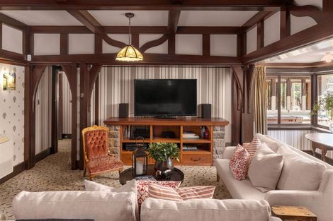 Photo of property in 283 Papanui Road, Merivale, Christchurch, 8052