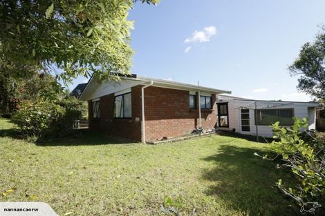 Photo of property in 24 Dianne Louise Drive, Half Moon Bay, Auckland, 2012