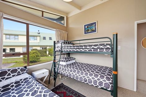 Photo of property in 22 Angela Place, Kinloch, Taupo, 3377