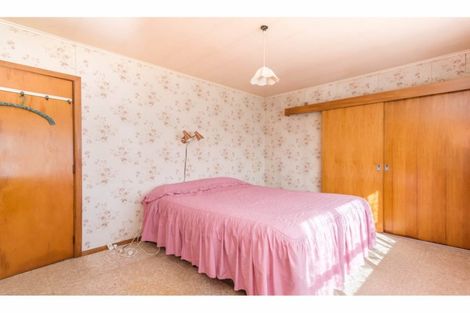 Photo of property in 8 Sarona Avenue, Glen Eden, Auckland, 0602