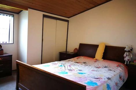 Photo of property in 4 Muriel Place, Ranui, Auckland, 0612