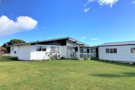 Photo of property in 84 Grey Street, Waitara, 4320