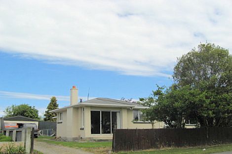 Photo of property in 11 Petries Road, Woodend, 7610