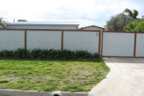 Photo of property in 235 Clifton Road, Te Awanga, 4102