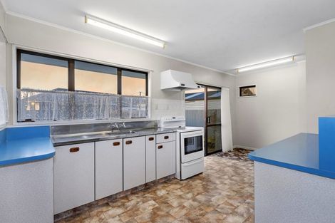 Photo of property in 10 Mappleton Avenue, Burnside, Christchurch, 8053