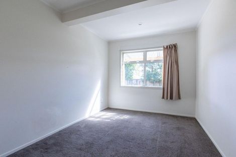 Photo of property in 8 Altona Road, Forrest Hill, Auckland, 0620