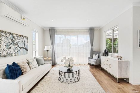 Photo of property in 8 Harrington Road, Henderson, Auckland, 0610