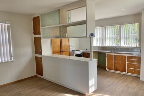 Photo of property in 14 Mcclintock Road, Massey, Auckland, 0614