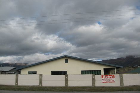Photo of property in 183 Aubrey Road, Wanaka, 9305