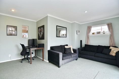 Photo of property in 242 Mairehau Road, Burwood, Christchurch, 8083