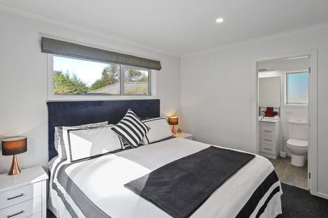 Photo of property in 2b Sandown Avenue, Himatangi Beach, Foxton, 4891