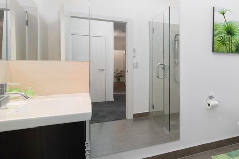 Photo of property in 40 Kelliher Drive, Wanaka, 9305