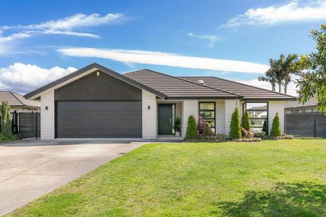 Photo of property in 29 Leet Crescent, Papamoa Beach, Papamoa, 3118