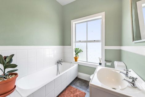 Photo of property in 11 Selwyn Street, Leeston, 7632