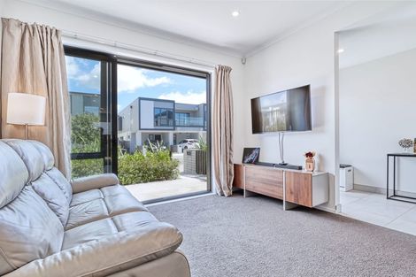 Photo of property in 6 Walter Merton Road, Hobsonville, Auckland, 0616