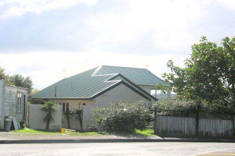 Photo of property in 1 Hill Street, Onerahi, Whangarei, 0110