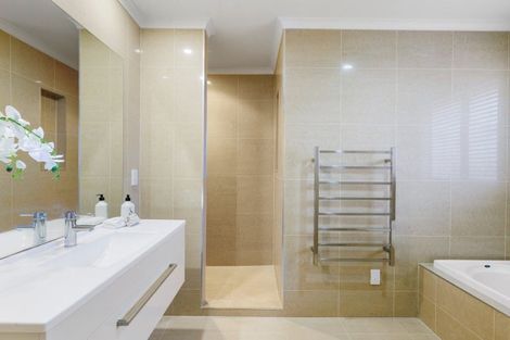 Photo of property in 14 Vantage Place, Flagstaff, Hamilton, 3210