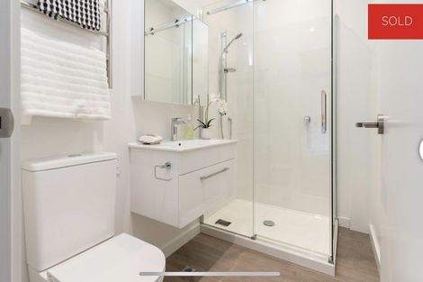 Photo of property in 121d The Parade, Island Bay, Wellington, 6023