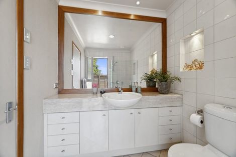 Photo of property in 45 Harvey Street, Waipahihi, Taupo, 3330