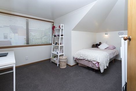 Photo of property in 17 Stevenson Way, Cockle Bay, Auckland, 2014