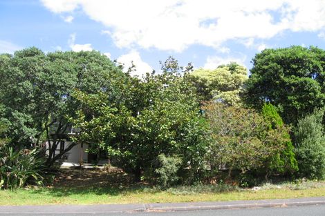 Photo of property in 72 Salamanca Road, Sunnynook, Auckland, 0620