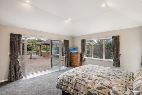 Photo of property in 1 Glencairn Place, Buckland, Pukekohe, 2677