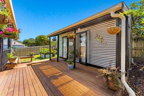 Photo of property in 12 Downer Street, Helensville, 0800