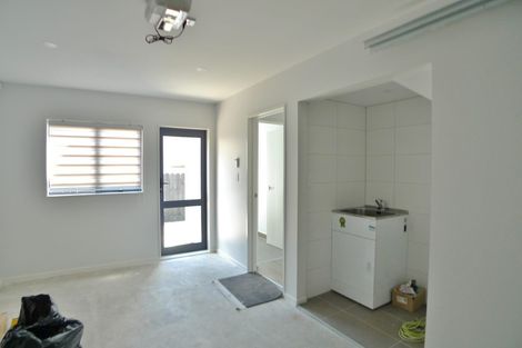 Photo of property in 28 Rakich Place, Henderson, Auckland, 0612