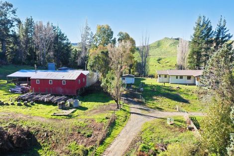 Photo of property in 142 Pohokura Road, Tutira, Napier, 4188
