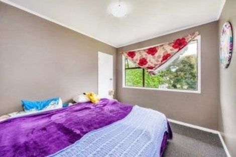 Photo of property in 12a Sabulite Road, Kelston, Auckland, 0602
